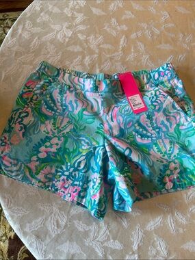Lilly Pulitzer Aqua LaVista print OceanView Short.  Size S.  5” inseam.  NWT